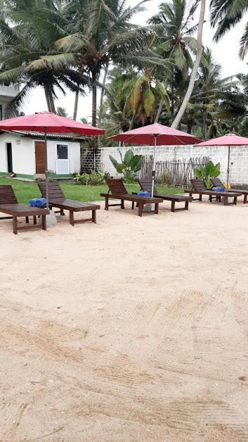Akurala Beach Boutique Resort Exterior foto