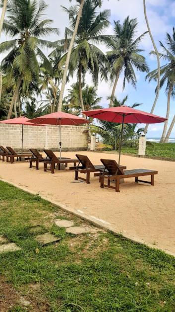 Akurala Beach Boutique Resort Exterior foto